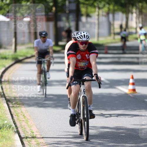 10.08.2025 - GEWOBA Citytriathlon Bremen Yannick Fuchs http://msf.ph/oto/8550782 10.08.2025 14:15:21 Radfahren 15, 45, 54, 55, 76, 88, 97, 108, 123 meine-sportfotos.de