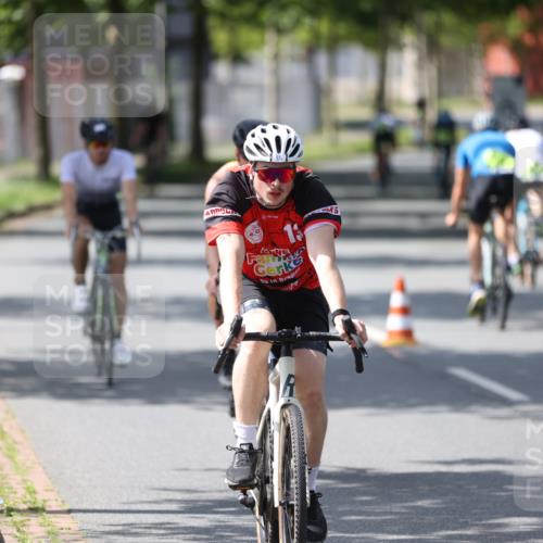 10.08.2025 - GEWOBA Citytriathlon Bremen Yannick Fuchs http://msf.ph/oto/8550786 10.08.2025 14:15:22 Radfahren 15, 45, 54, 55, 76, 88, 97, 108, 123 meine-sportfotos.de