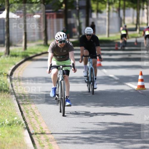 10.08.2025 - GEWOBA Citytriathlon Bremen Yannick Fuchs http://msf.ph/oto/8550814 10.08.2025 14:15:34 Radfahren 45, 54, 55, 72, 97, 98, 118, 123, 187 meine-sportfotos.de