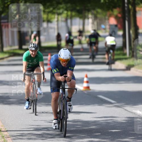 10.08.2025 - GEWOBA Citytriathlon Bremen Yannick Fuchs http://msf.ph/oto/8550850 10.08.2025 14:15:39 Radfahren 72, 74, 98, 118, 123, 187 meine-sportfotos.de