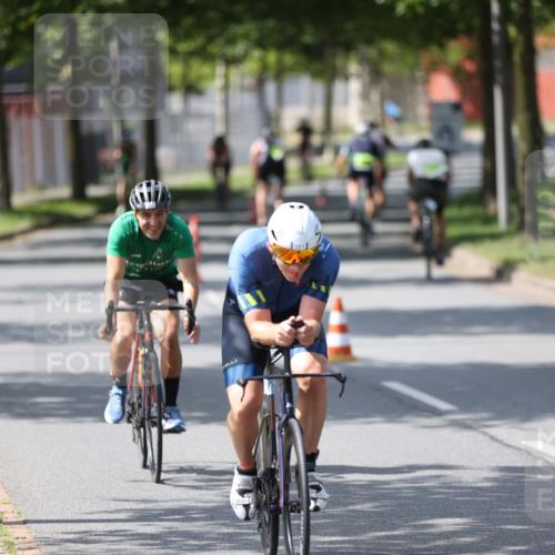 10.08.2025 - GEWOBA Citytriathlon Bremen Yannick Fuchs http://msf.ph/oto/8550852 10.08.2025 14:15:39 Radfahren 72, 74, 98, 118, 123, 187 meine-sportfotos.de