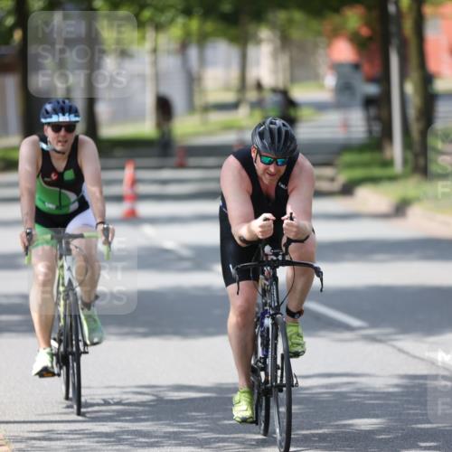 10.08.2025 - GEWOBA Citytriathlon Bremen Yannick Fuchs http://msf.ph/oto/8550893 10.08.2025 14:15:46 Radfahren 72, 74, 98, 118, 187, 271 meine-sportfotos.de