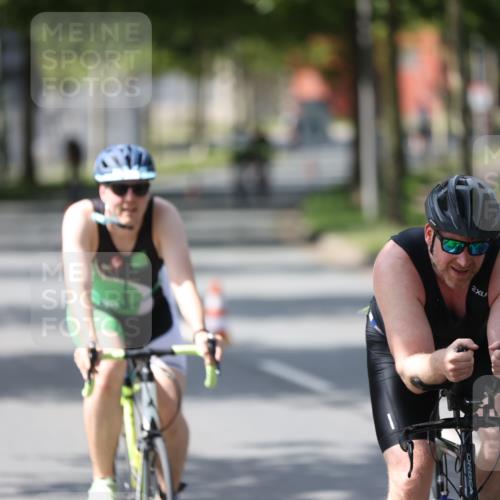 10.08.2025 - GEWOBA Citytriathlon Bremen Yannick Fuchs http://msf.ph/oto/8550900 10.08.2025 14:15:47 Radfahren 43, 72, 74, 98, 118, 187, 271 meine-sportfotos.de