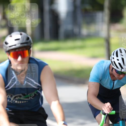 10.08.2025 - GEWOBA Citytriathlon Bremen Yannick Fuchs http://msf.ph/oto/8550976 10.08.2025 14:16:10 Radfahren 2, 23, 24, 38, 43, 46, 48, 62, 65, 92, 129 meine-sportfotos.de