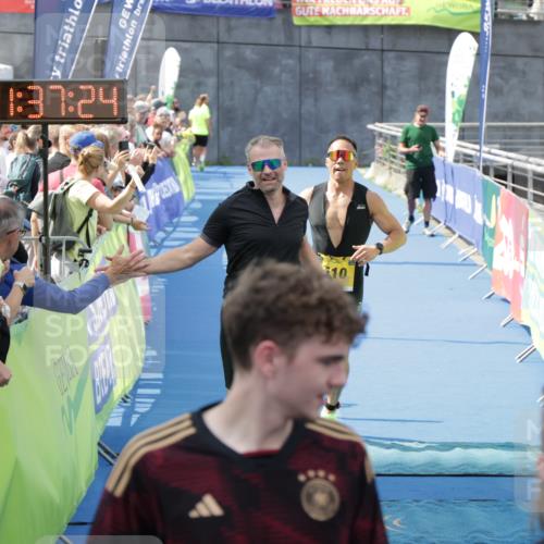 10.08.2025 - GEWOBA Citytriathlon Bremen H.Heesch http://msf.ph/oto/8551127 10.08.2025 11:41:05 Ziel 55, 223, 402, 410 meine-sportfotos.de
