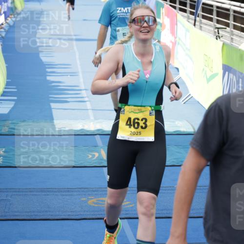10.08.2025 - GEWOBA Citytriathlon Bremen H.Heesch http://msf.ph/oto/8551185 10.08.2025 11:42:52 Ziel 53, 139, 463 meine-sportfotos.de