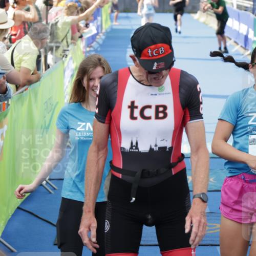 10.08.2025 - GEWOBA Citytriathlon Bremen H.Heesch http://msf.ph/oto/8551208 10.08.2025 11:43:11 Ziel 49, 169, 229, 354, 506 meine-sportfotos.de