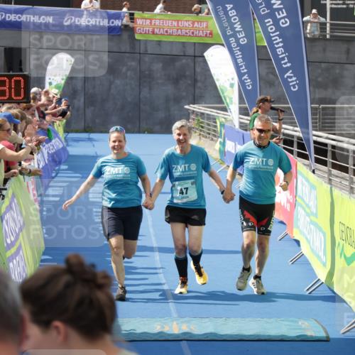10.08.2025 - GEWOBA Citytriathlon Bremen H.Heesch http://msf.ph/oto/8551252 10.08.2025 11:44:11 Ziel 47 meine-sportfotos.de