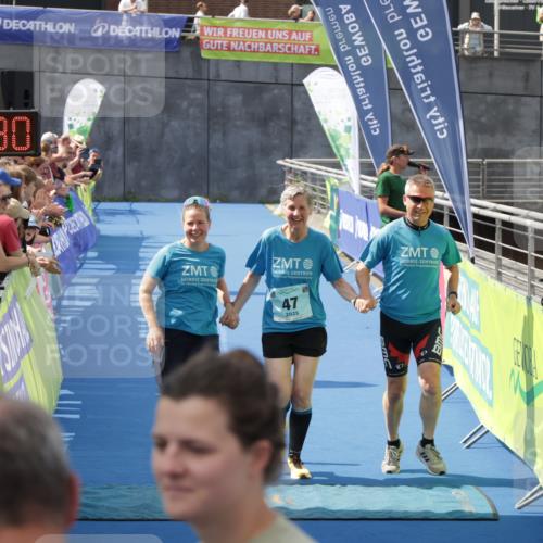 10.08.2025 - GEWOBA Citytriathlon Bremen H.Heesch http://msf.ph/oto/8551253 10.08.2025 11:44:12 Ziel 47 meine-sportfotos.de