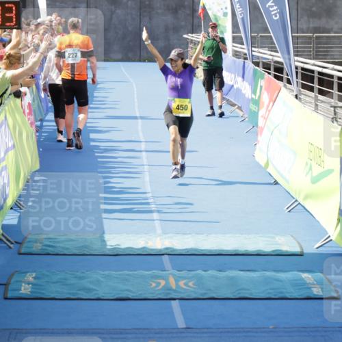 10.08.2025 - GEWOBA Citytriathlon Bremen H.Heesch http://msf.ph/oto/8551306 10.08.2025 11:45:15 Ziel 450 meine-sportfotos.de