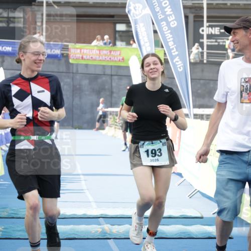 10.08.2025 - GEWOBA Citytriathlon Bremen H.Heesch http://msf.ph/oto/8551517 10.08.2025 11:46:26 Ziel 193 meine-sportfotos.de