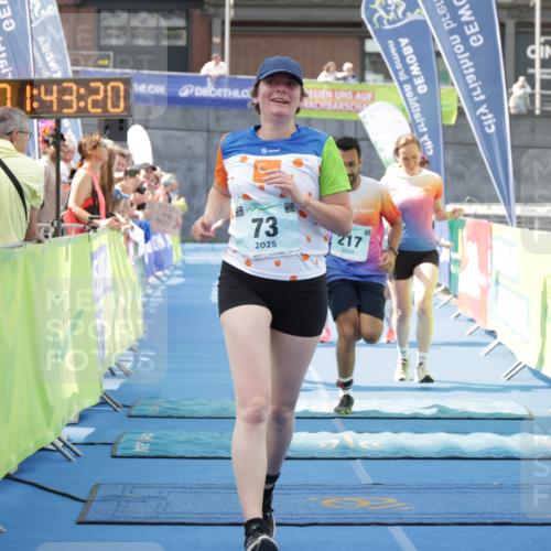 10.08.2025 - GEWOBA Citytriathlon Bremen H.Heesch http://msf.ph/oto/8551555 10.08.2025 11:47:02 Ziel 73, 113, 217 meine-sportfotos.de