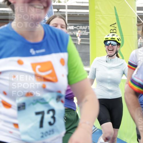 10.08.2025 - GEWOBA Citytriathlon Bremen H.Heesch http://msf.ph/oto/8551574 10.08.2025 11:47:05 Ziel 73, 113, 217 meine-sportfotos.de