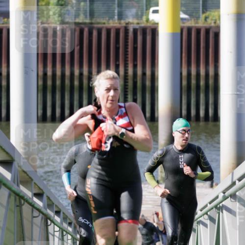 10.08.2025 - GEWOBA Citytriathlon Bremen H.Heesch http://msf.ph/oto/8551598 10.08.2025 10:24:11 Schwimmen 127, 239, 245, 435, 458, 485, 496, 501 meine-sportfotos.de