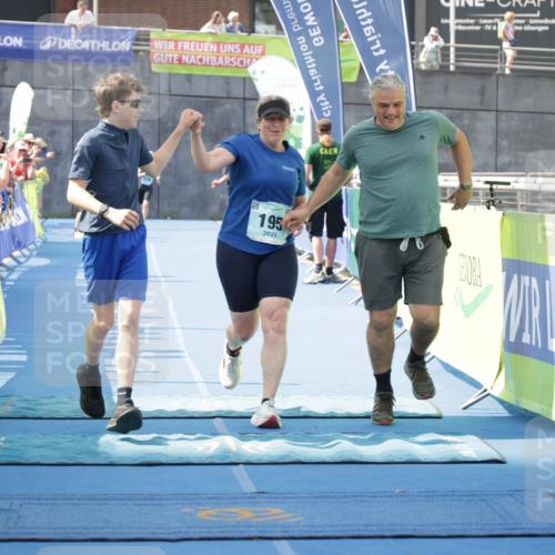 10.08.2025 - GEWOBA Citytriathlon Bremen H.Heesch http://msf.ph/oto/8551646 10.08.2025 11:47:43 Ziel 195 meine-sportfotos.de