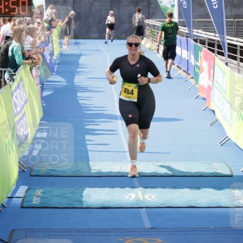 10.08.2025 - GEWOBA Citytriathlon Bremen H.Heesch http://msf.ph/oto/8551744 10.08.2025 11:48:32 Ziel 484 meine-sportfotos.de