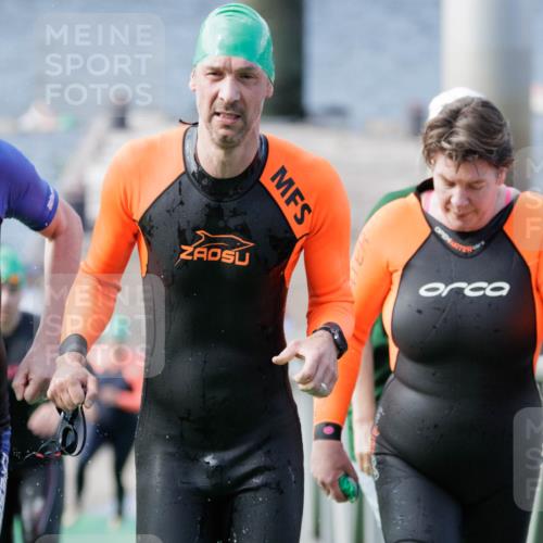 10.08.2025 - GEWOBA Citytriathlon Bremen H.Heesch http://msf.ph/oto/8551826 10.08.2025 10:25:54 Schwimmen 71, 85, 87, 145, 231 meine-sportfotos.de