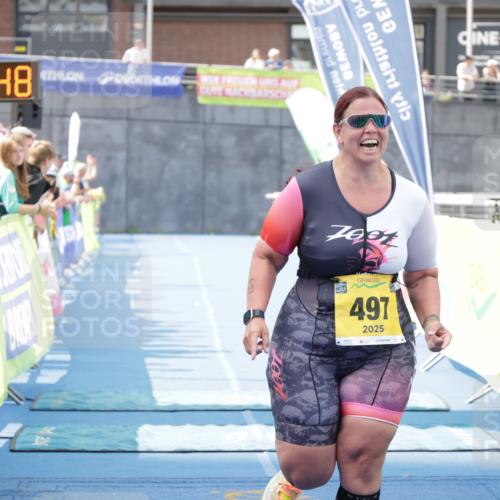 10.08.2025 - GEWOBA Citytriathlon Bremen H.Heesch http://msf.ph/oto/8551866 10.08.2025 11:49:30 Ziel 497 meine-sportfotos.de