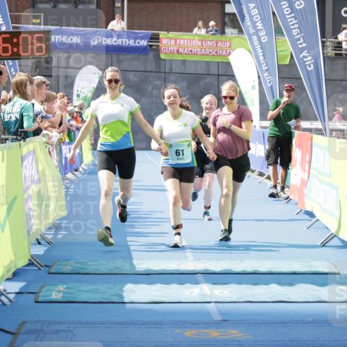 10.08.2025 - GEWOBA Citytriathlon Bremen H.Heesch http://msf.ph/oto/8551878 10.08.2025 11:49:48 Ziel 61, 445 meine-sportfotos.de
