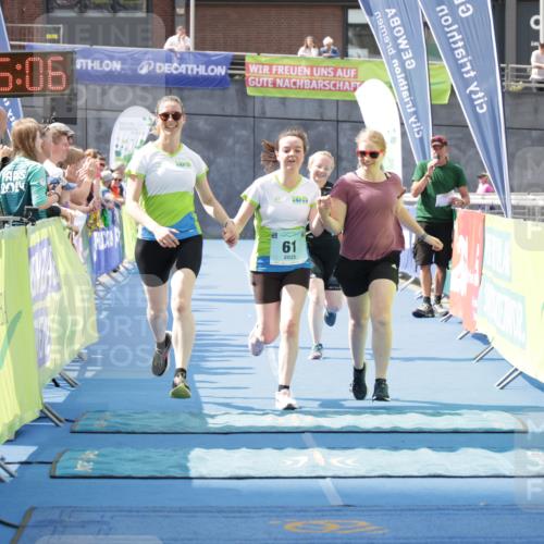 10.08.2025 - GEWOBA Citytriathlon Bremen H.Heesch http://msf.ph/oto/8551884 10.08.2025 11:49:48 Ziel 61, 445 meine-sportfotos.de