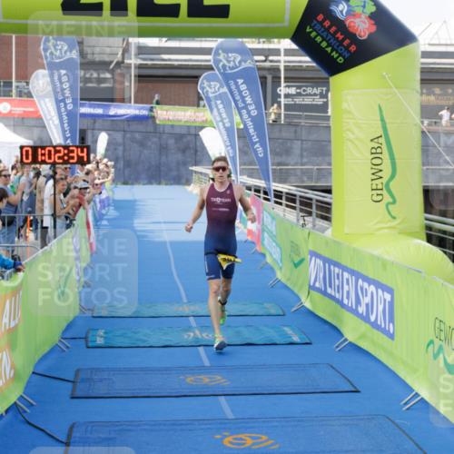 10.08.2025 - GEWOBA Citytriathlon Bremen H.Heesch http://msf.ph/oto/8551890 10.08.2025 11:06:16 Ziel 391 meine-sportfotos.de