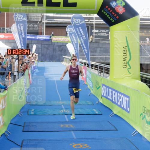 10.08.2025 - GEWOBA Citytriathlon Bremen H.Heesch http://msf.ph/oto/8551898 10.08.2025 11:06:16 Ziel 391 meine-sportfotos.de