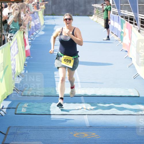 10.08.2025 - GEWOBA Citytriathlon Bremen H.Heesch http://msf.ph/oto/8552008 10.08.2025 11:50:46 Ziel  meine-sportfotos.de
