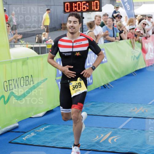 10.08.2025 - GEWOBA Citytriathlon Bremen H.Heesch http://msf.ph/oto/8552024 10.08.2025 11:09:52 Ziel 369 meine-sportfotos.de