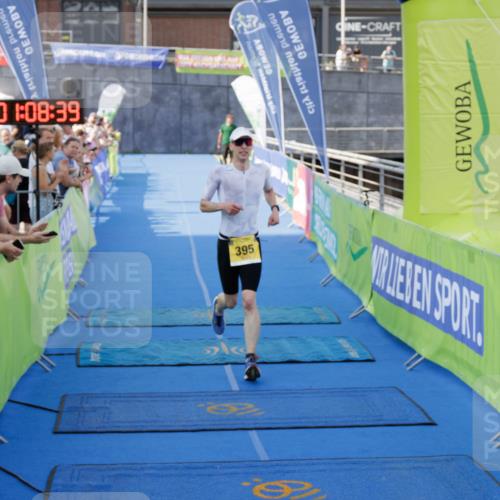 10.08.2025 - GEWOBA Citytriathlon Bremen H.Heesch http://msf.ph/oto/8552041 10.08.2025 11:12:20 Ziel 395 meine-sportfotos.de