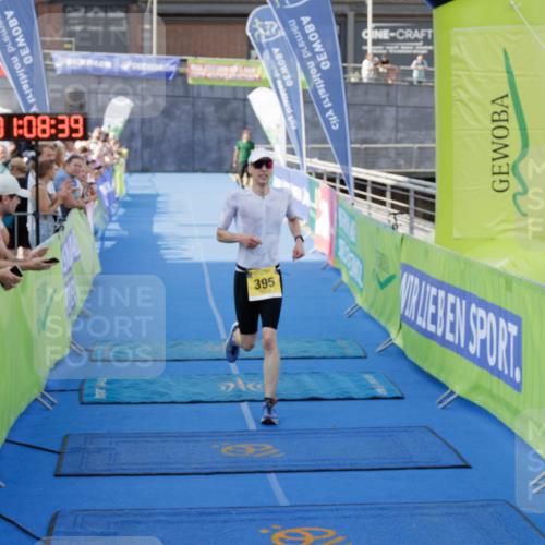 10.08.2025 - GEWOBA Citytriathlon Bremen H.Heesch http://msf.ph/oto/8552042 10.08.2025 11:12:20 Ziel 395 meine-sportfotos.de