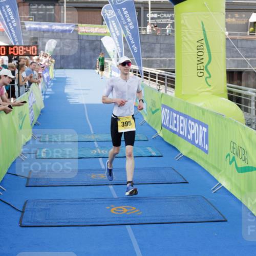 10.08.2025 - GEWOBA Citytriathlon Bremen H.Heesch http://msf.ph/oto/8552058 10.08.2025 11:12:21 Ziel 395 meine-sportfotos.de