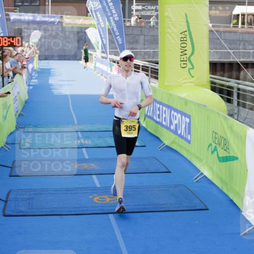 10.08.2025 - GEWOBA Citytriathlon Bremen H.Heesch http://msf.ph/oto/8552085 10.08.2025 11:12:21 Ziel 395 meine-sportfotos.de