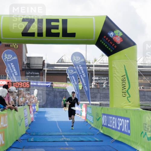 10.08.2025 - GEWOBA Citytriathlon Bremen H.Heesch http://msf.ph/oto/8552097 10.08.2025 11:12:47 Ziel 368 meine-sportfotos.de