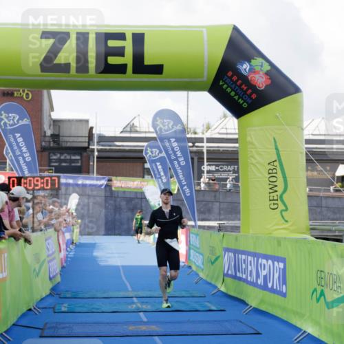 10.08.2025 - GEWOBA Citytriathlon Bremen H.Heesch http://msf.ph/oto/8552129 10.08.2025 11:12:49 Ziel 368 meine-sportfotos.de
