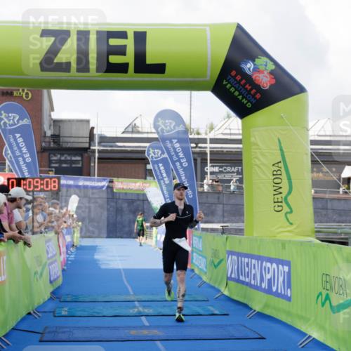 10.08.2025 - GEWOBA Citytriathlon Bremen H.Heesch http://msf.ph/oto/8552148 10.08.2025 11:12:49 Ziel 368 meine-sportfotos.de