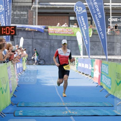 10.08.2025 - GEWOBA Citytriathlon Bremen H.Heesch http://msf.ph/oto/8552177 10.08.2025 11:14:46 Ziel 431 meine-sportfotos.de