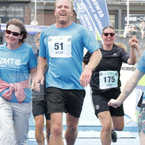 10.08.2025 - GEWOBA Citytriathlon Bremen H.Heesch http://msf.ph/oto/8552183 10.08.2025 11:51:56 Ziel 51, 175 meine-sportfotos.de