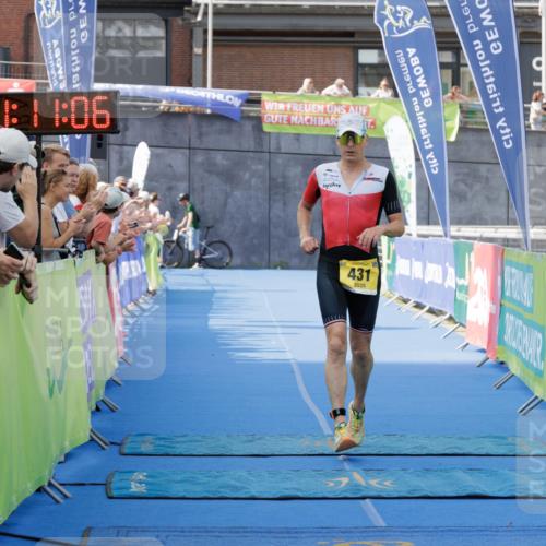 10.08.2025 - GEWOBA Citytriathlon Bremen H.Heesch http://msf.ph/oto/8552185 10.08.2025 11:14:47 Ziel 431 meine-sportfotos.de