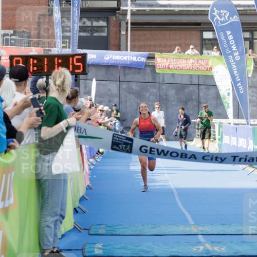 10.08.2025 - GEWOBA Citytriathlon Bremen H.Heesch http://msf.ph/oto/8552193 10.08.2025 11:14:57 Ziel 431, 487 meine-sportfotos.de