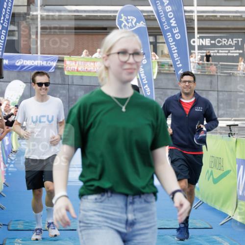 10.08.2025 - GEWOBA Citytriathlon Bremen H.Heesch http://msf.ph/oto/8552234 10.08.2025 11:15:06 Ziel 133, 487 meine-sportfotos.de