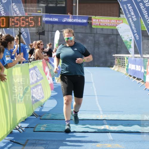 10.08.2025 - GEWOBA Citytriathlon Bremen H.Heesch http://msf.ph/oto/8552313 10.08.2025 12:00:32 Ziel 496 meine-sportfotos.de