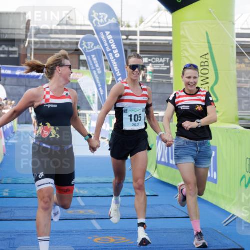 10.08.2025 - GEWOBA Citytriathlon Bremen H.Heesch http://msf.ph/oto/8552324 10.08.2025 11:18:32 Ziel 105, 412 meine-sportfotos.de