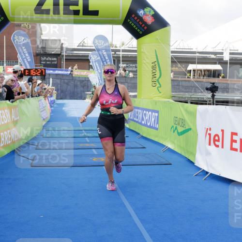10.08.2025 - GEWOBA Citytriathlon Bremen H.Heesch http://msf.ph/oto/8552373 10.08.2025 11:20:08 Ziel 438 meine-sportfotos.de