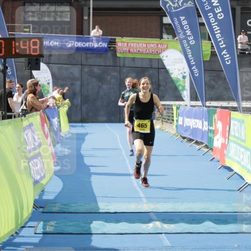 10.08.2025 - GEWOBA Citytriathlon Bremen H.Heesch http://msf.ph/oto/8552377 10.08.2025 12:05:30 Ziel 465 meine-sportfotos.de