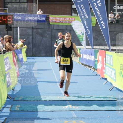 10.08.2025 - GEWOBA Citytriathlon Bremen H.Heesch http://msf.ph/oto/8552387 10.08.2025 12:05:30 Ziel 465 meine-sportfotos.de