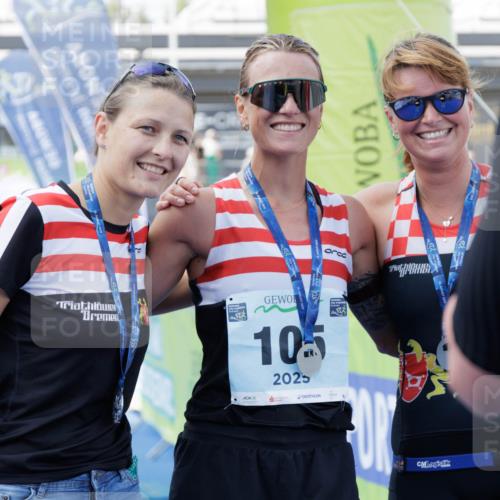 10.08.2025 - GEWOBA Citytriathlon Bremen H.Heesch http://msf.ph/oto/8552393 10.08.2025 11:21:01 Ziel  meine-sportfotos.de