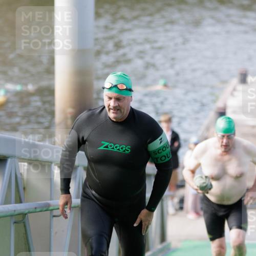 10.08.2025 - GEWOBA Citytriathlon Bremen H.Heesch http://msf.ph/oto/8552483 10.08.2025 10:29:13 Schwimmen 125, 167, 177 meine-sportfotos.de