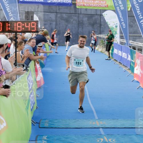 10.08.2025 - GEWOBA Citytriathlon Bremen H.Heesch http://msf.ph/oto/8552485 10.08.2025 11:22:31 Ziel 121, 151, 153 meine-sportfotos.de