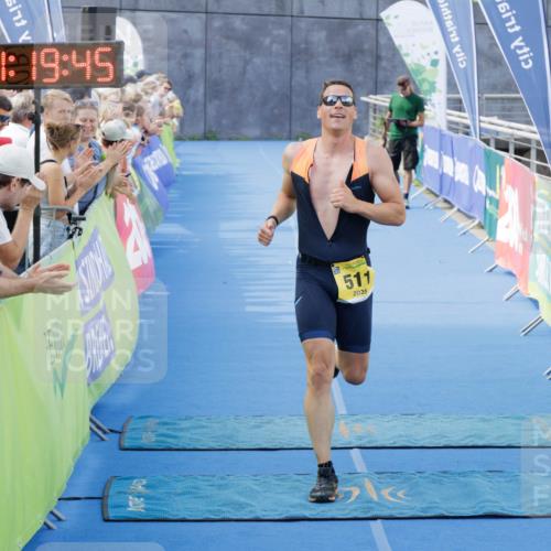 10.08.2025 - GEWOBA Citytriathlon Bremen H.Heesch http://msf.ph/oto/8552529 10.08.2025 11:23:27 Ziel 511 meine-sportfotos.de
