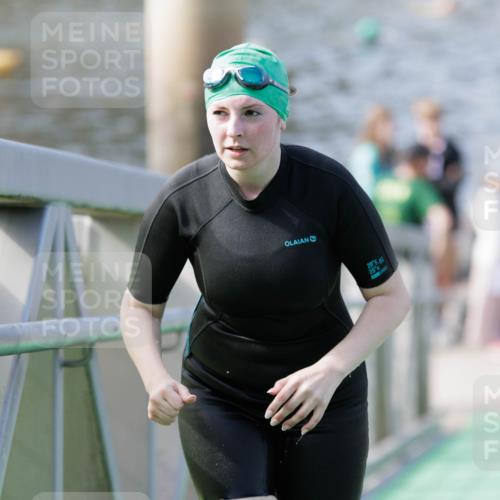 10.08.2025 - GEWOBA Citytriathlon Bremen H.Heesch http://msf.ph/oto/8552530 10.08.2025 10:29:30 Schwimmen 17, 73 meine-sportfotos.de